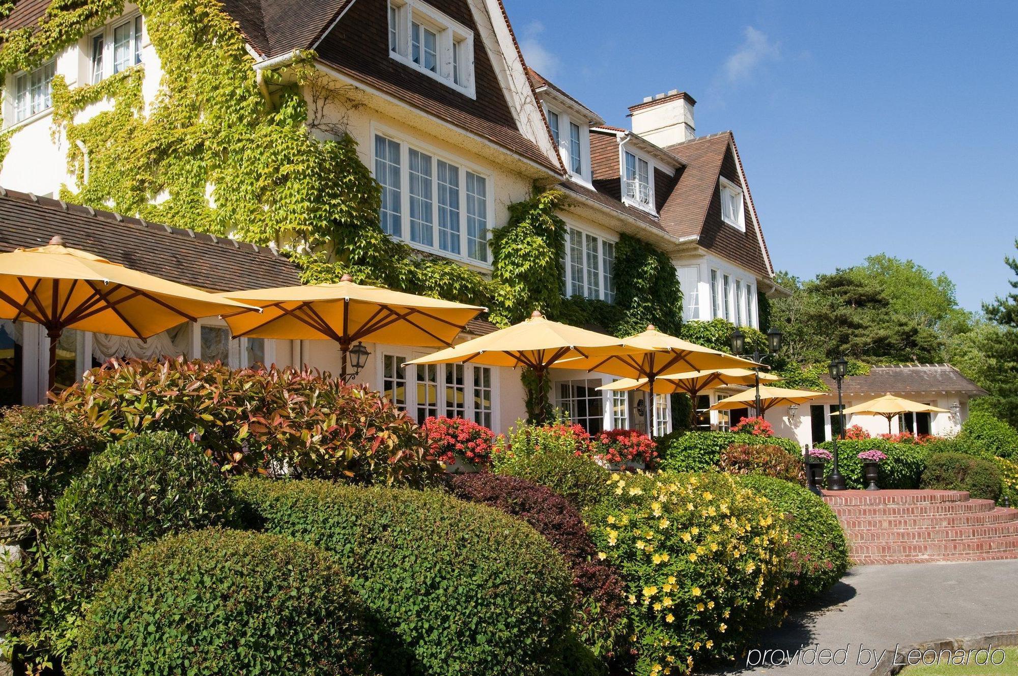 Le Manoir Hotel 4*